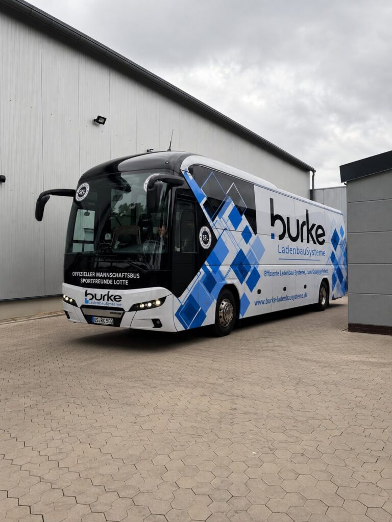 Burke Sommerfest mit Bustour zum Egger-Werk – Galeriebild 2